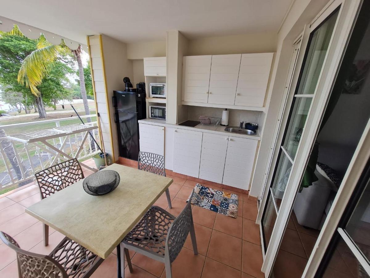 Studio Cosy, Vue Sur Mer Villages Vacances Sainte Anne Cheques Vacances Acceptes Exterior foto